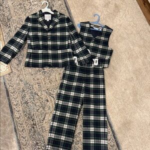 Janie and Jack Plaid suit Set Green, Black, and White for your little boy size 7